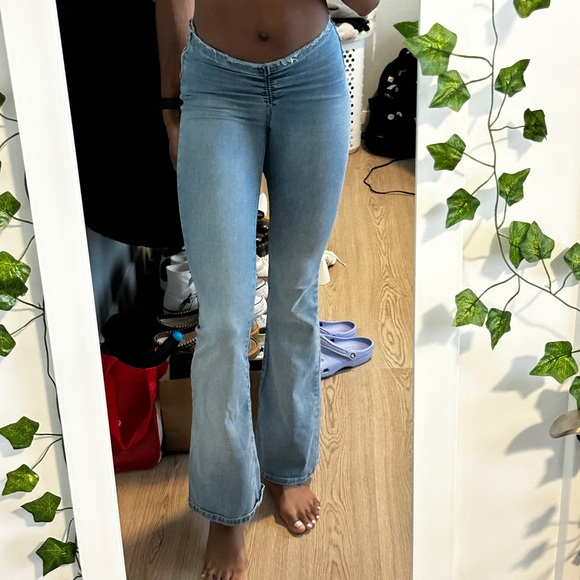 Urban Outfitters Low Rise Denim Flare Pants/Jeans - Picture 5 of 5